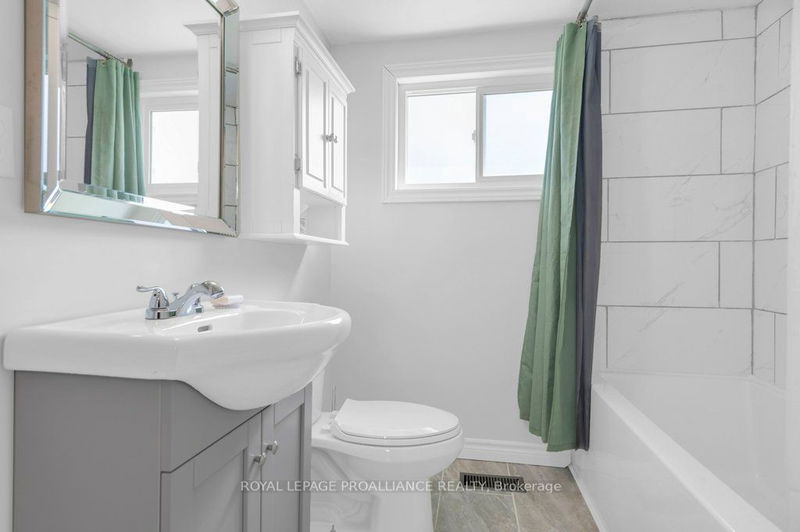 7 Porter St  Prince Edward County, K0K 1T0 | Image 22