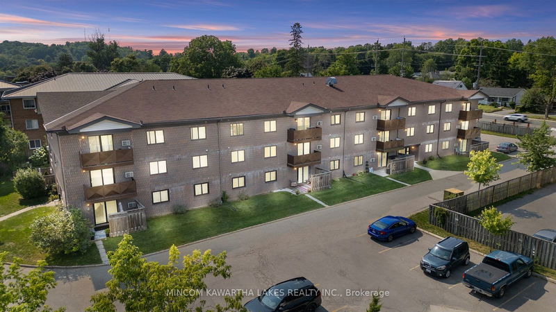 home for sale on 305-795 Sherbrooke Street