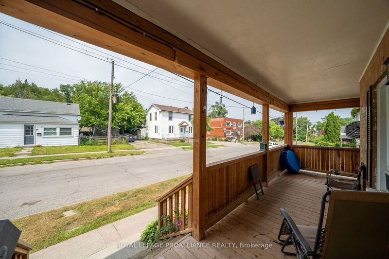 21/23 Spring St  Quinte West, K8V 3Y6 | Image 37