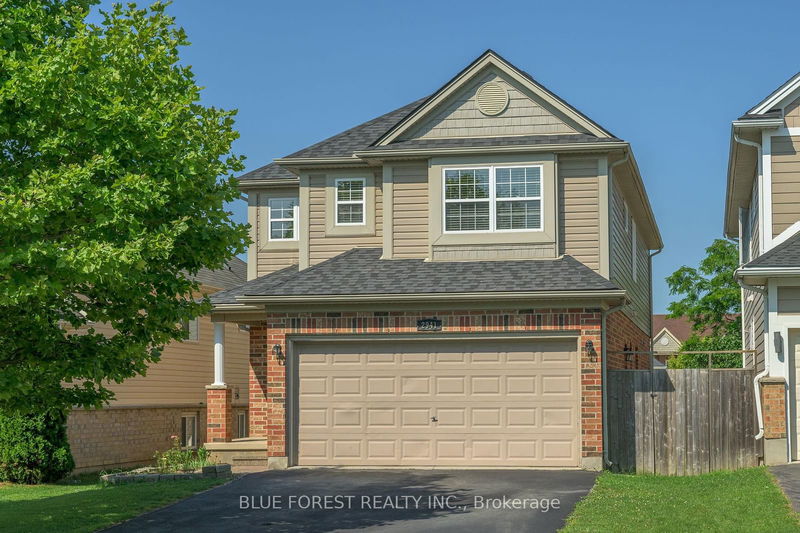 home for sale on 2941 Paulkane Chse