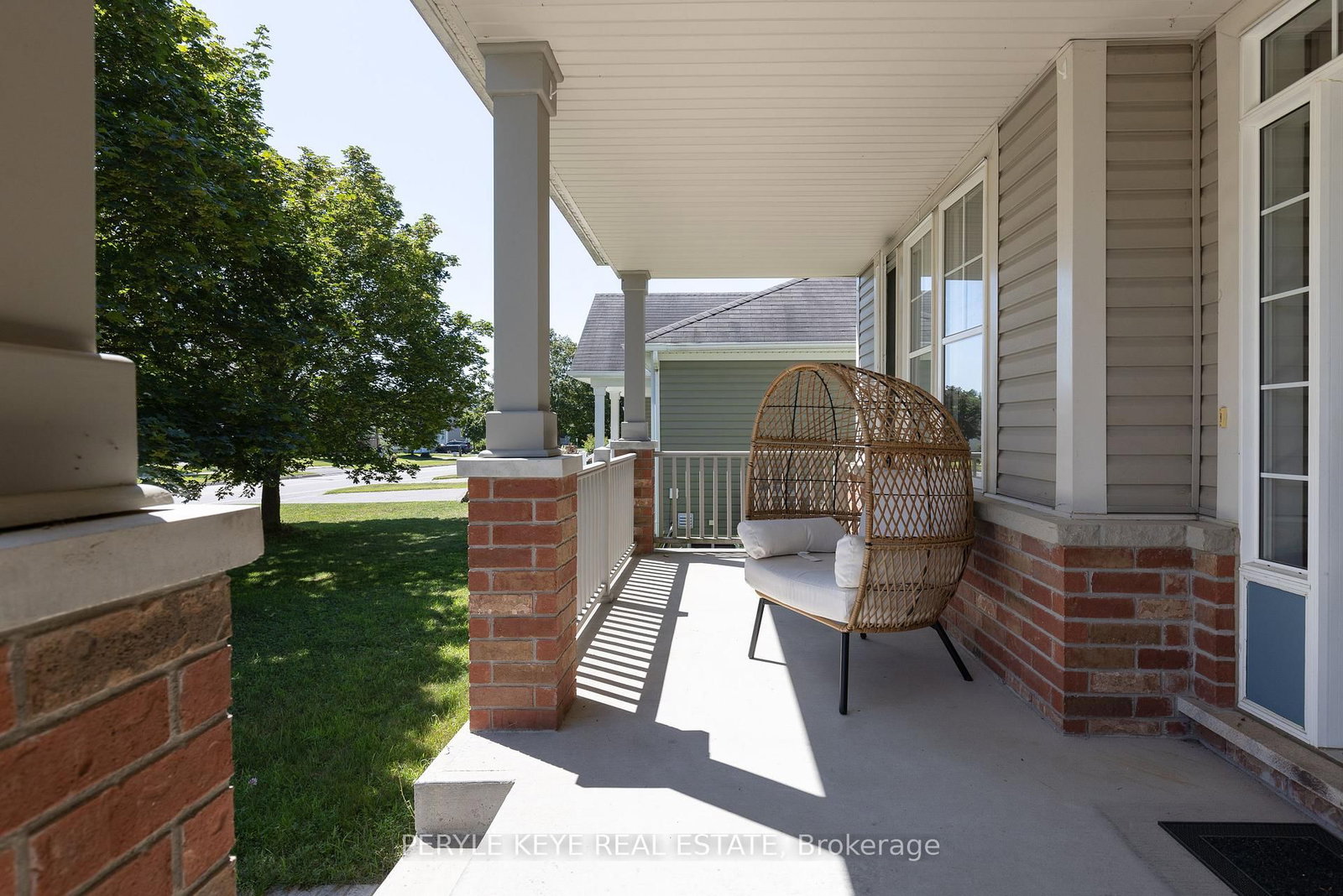 Listing Image 8