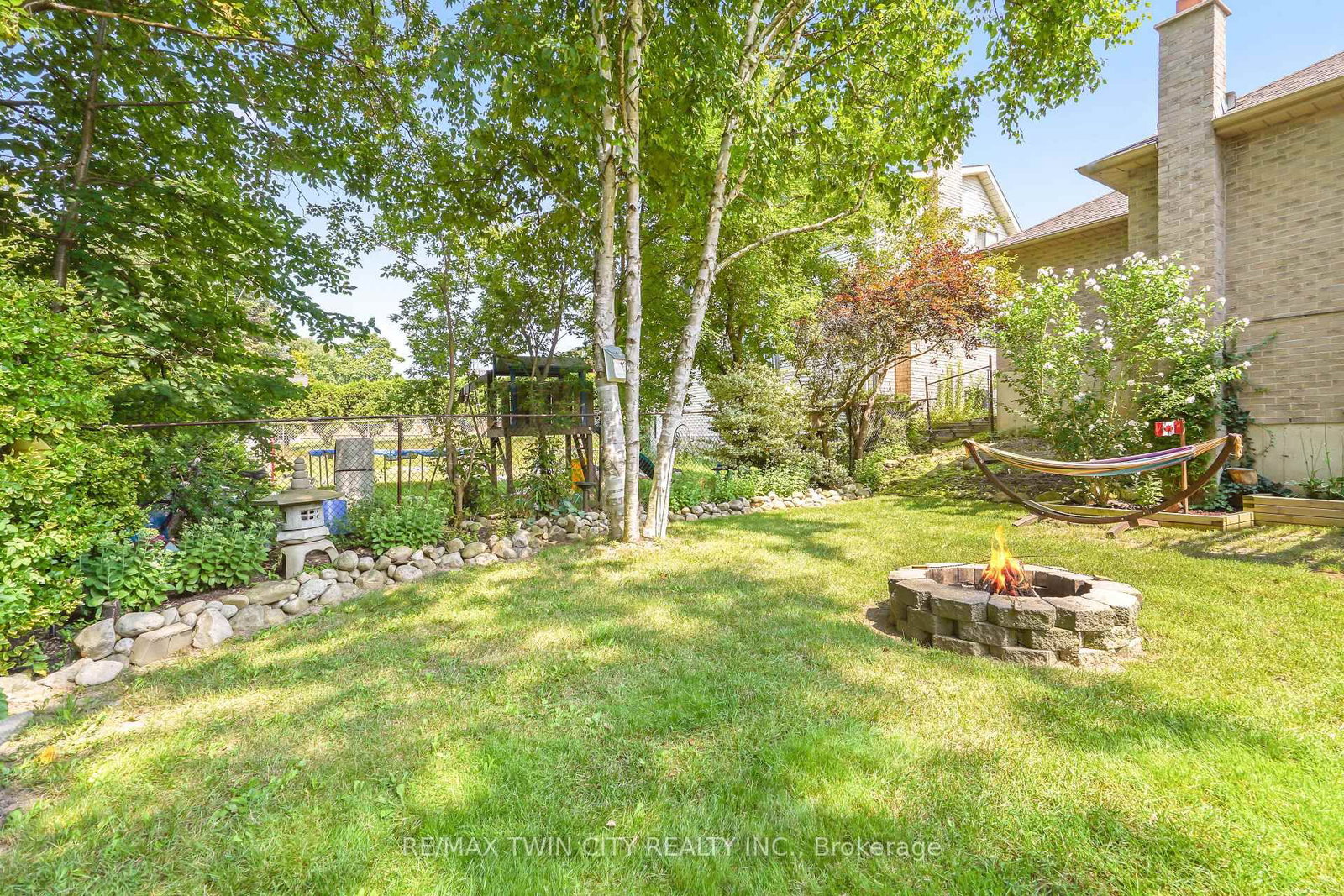 Listing Image 37