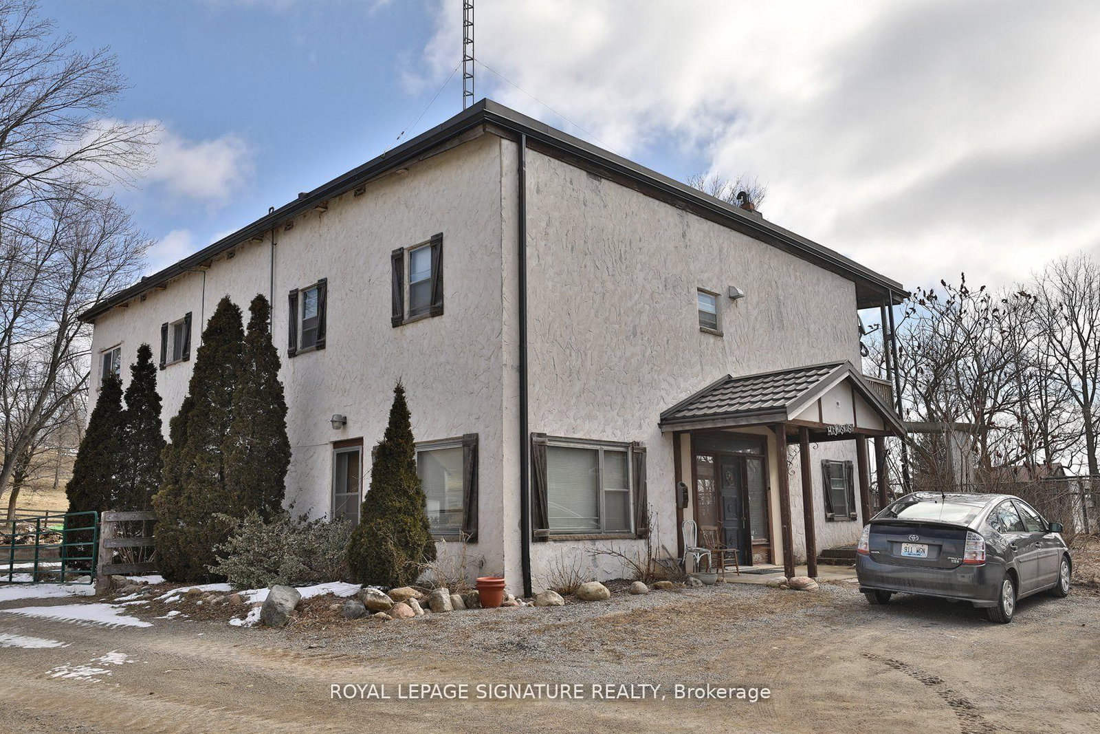 Listing Image 5