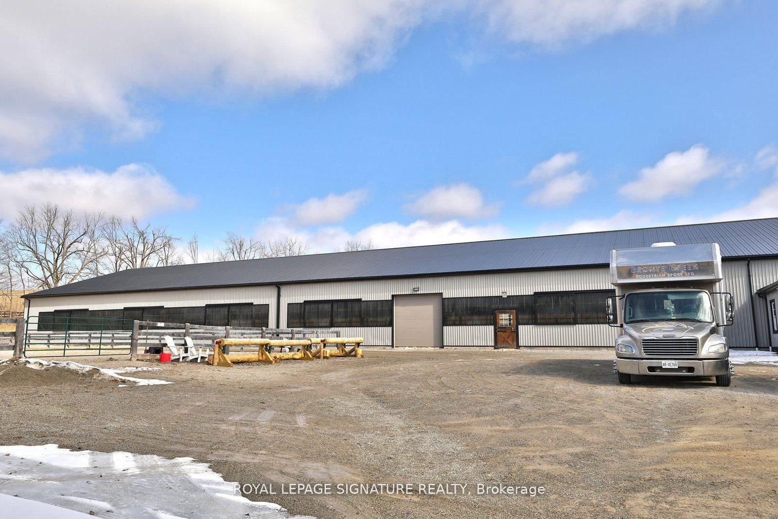 Listing Image 8