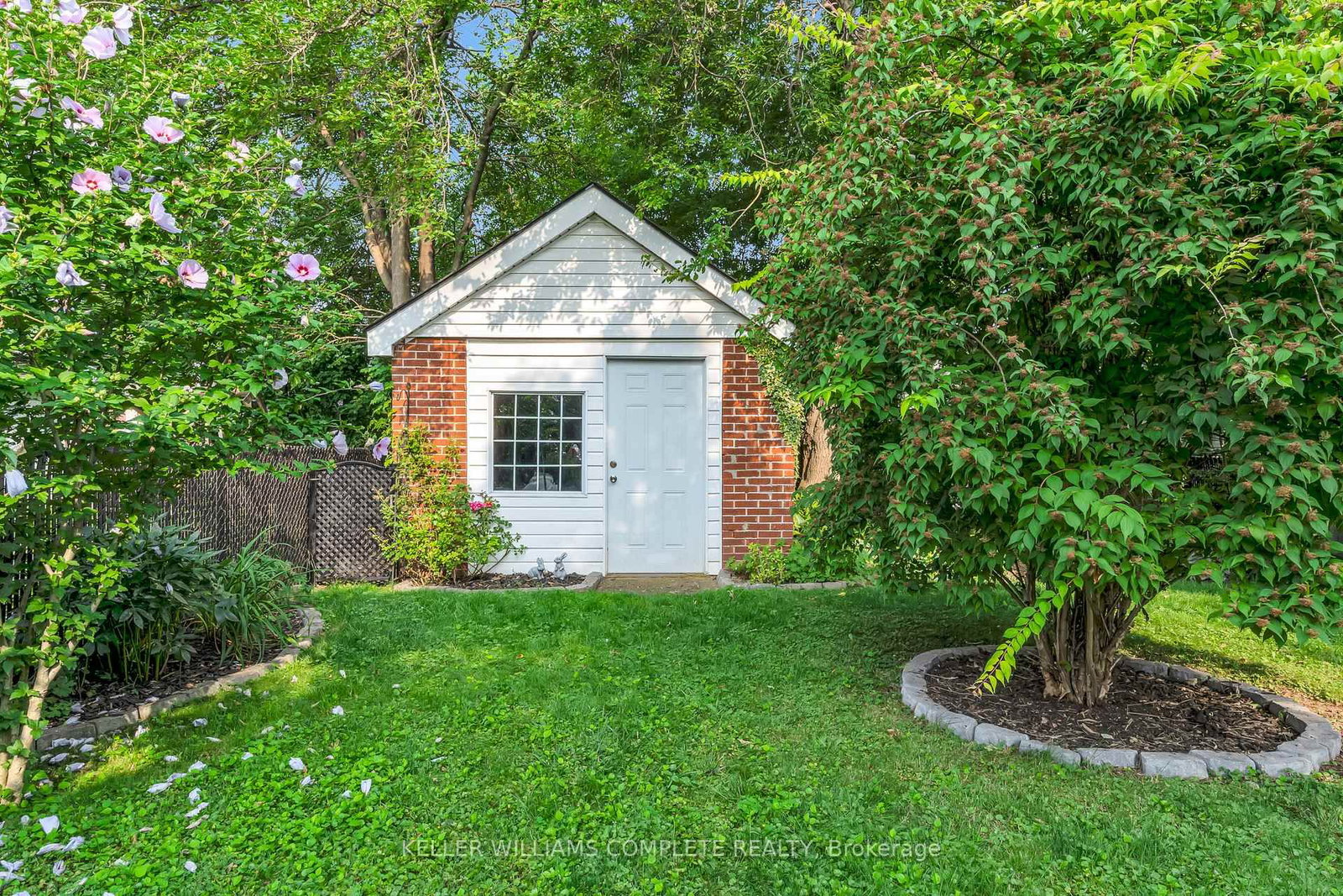 Listing Image 24