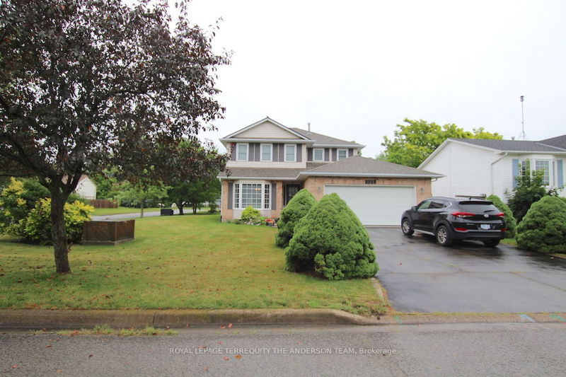 home for sale on 3722 Sussex Lane