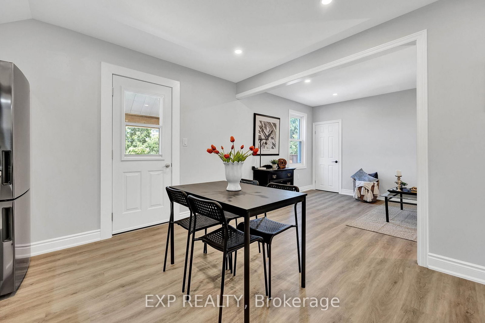 Listing Image 22