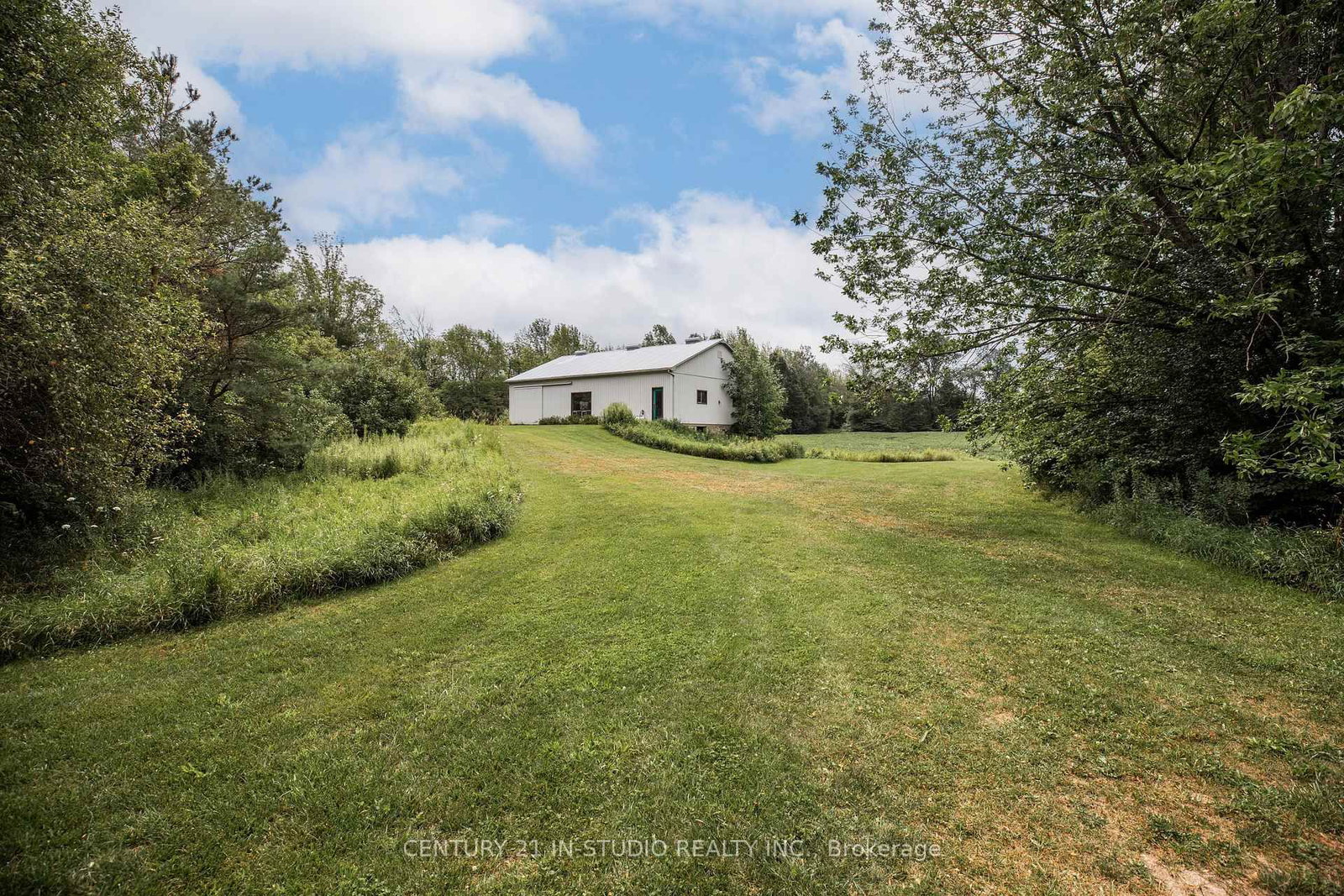 Listing Image 7