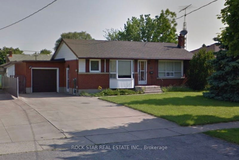 home for lease on Lower-17 Ridgeview Avenue