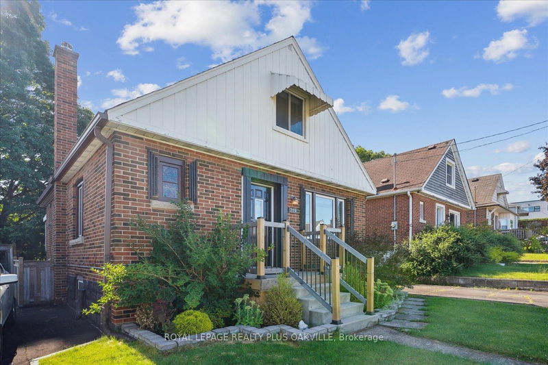 219 Rodgers Rd  Hamilton, L8K 3C3 | Image 2