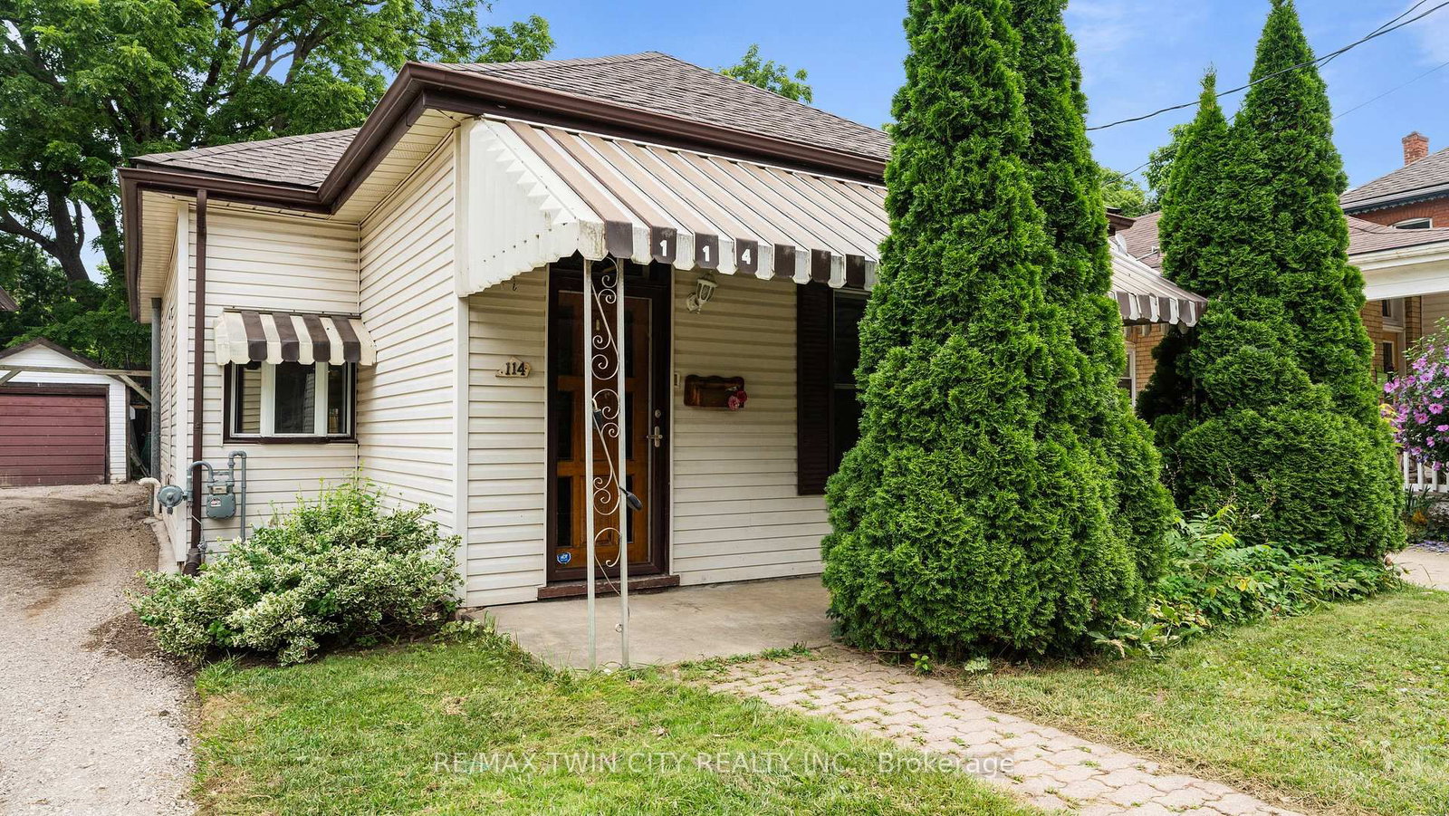 Listing Image 3