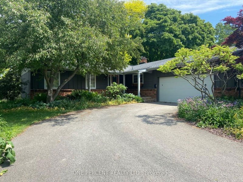home for lease on 3 Rusholme Crescent