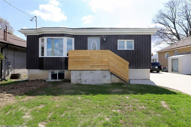 home for lease on BSMT-269 West 5th Street N