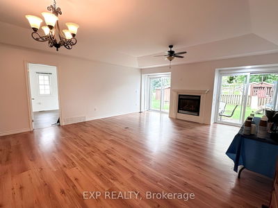 404 Bernadette Clse, Warwick - Watford image-0-3