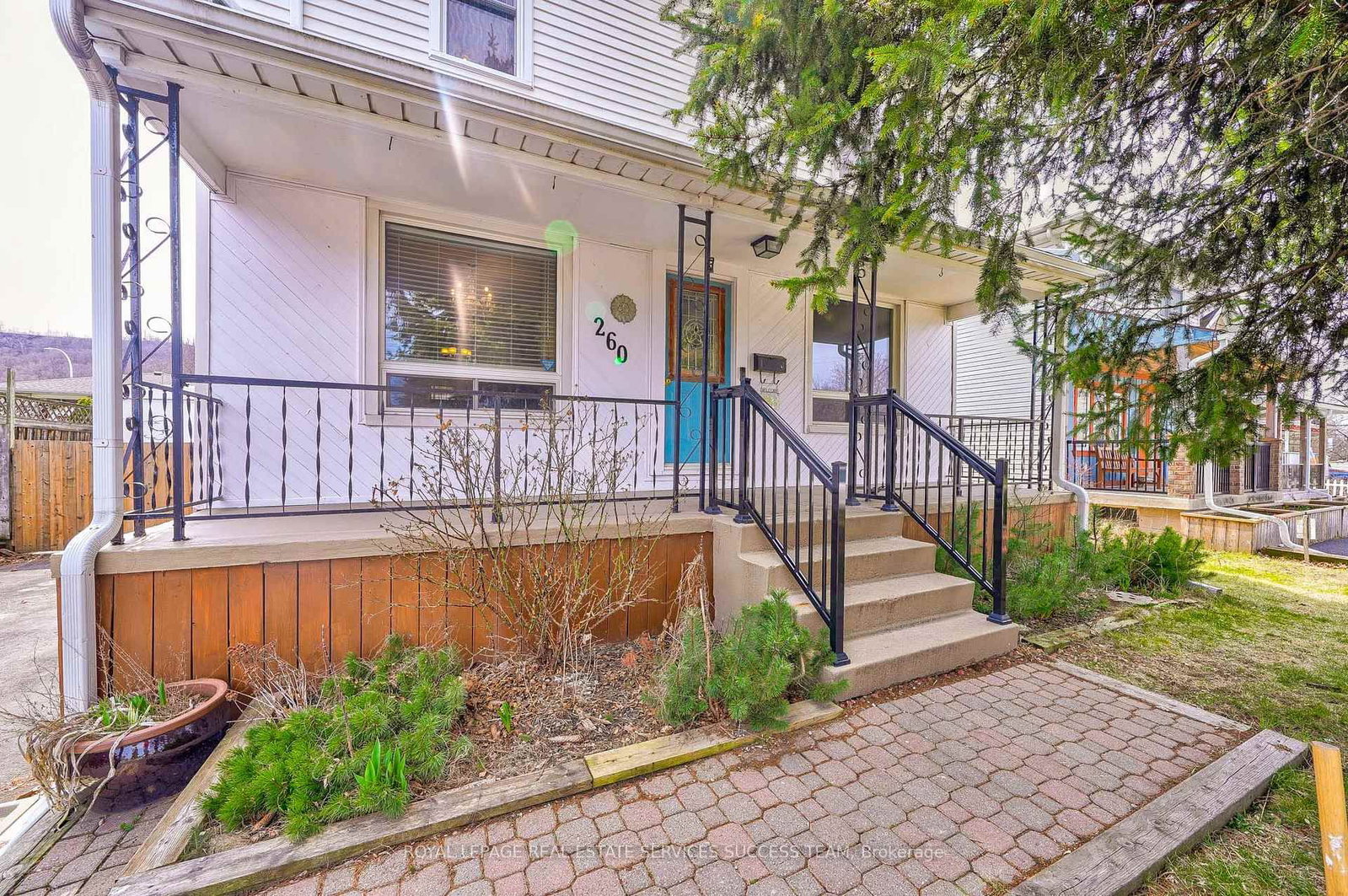 Listing Image 3