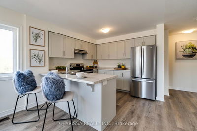36 Dryden Lane, Hamilton - McQuesten image-0-2