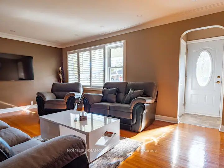 6361 Margaret St  Niagara Falls, L2G 2T6 | Image 2