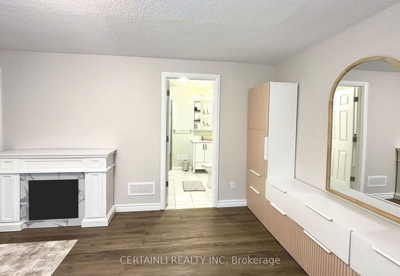  19, - 355 Sandringham Cres  London, N6C 5K3 | Image 19