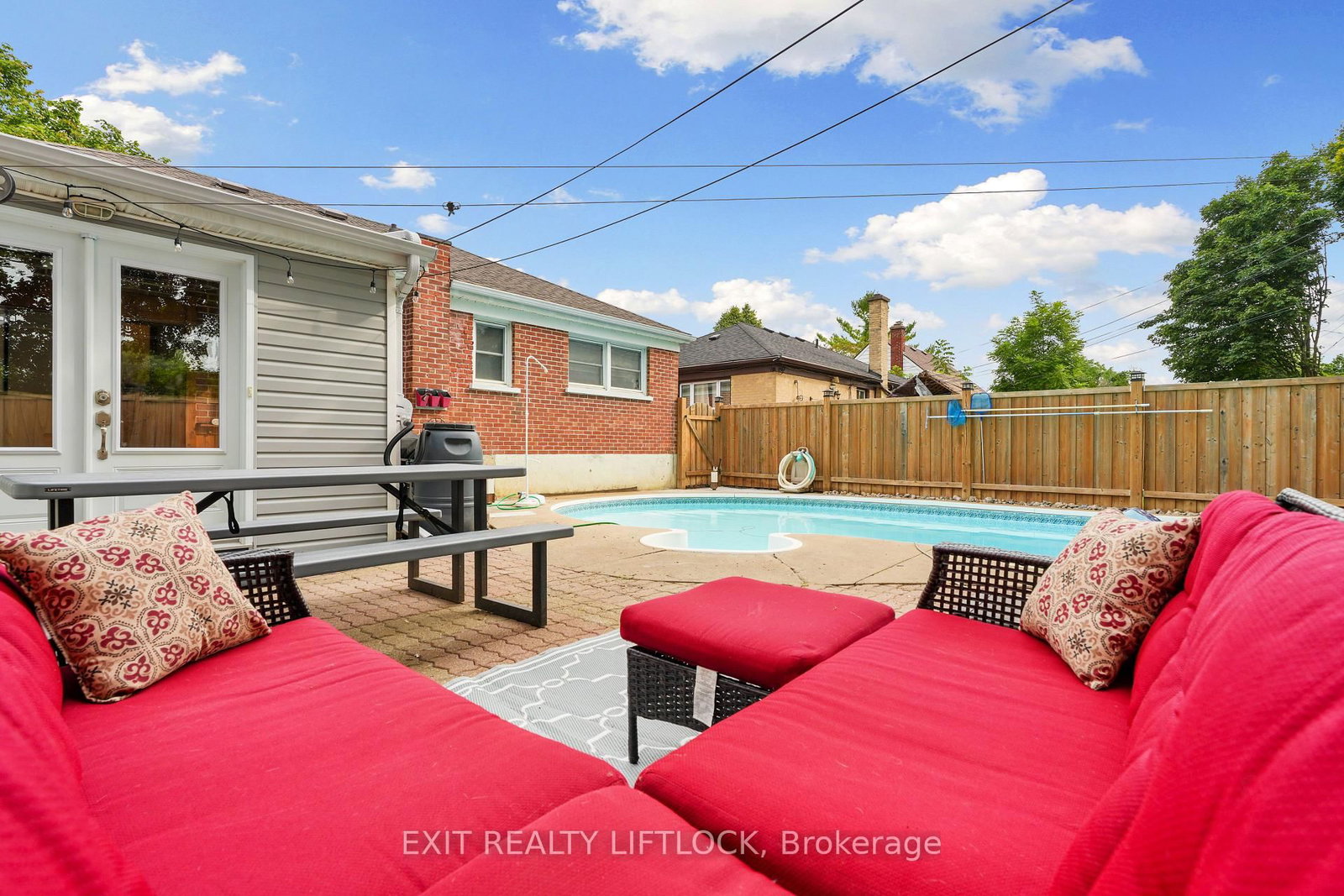 Listing Image 7