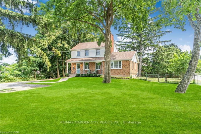 home for sale on 418 Niagara Street