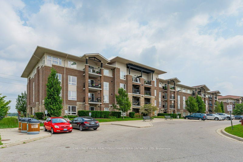 home for sale on 104-67 Kingsbury Square