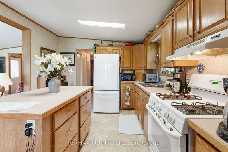 408 Limestone Tr  Prince Edward County, K0K 1P0 | Image 16