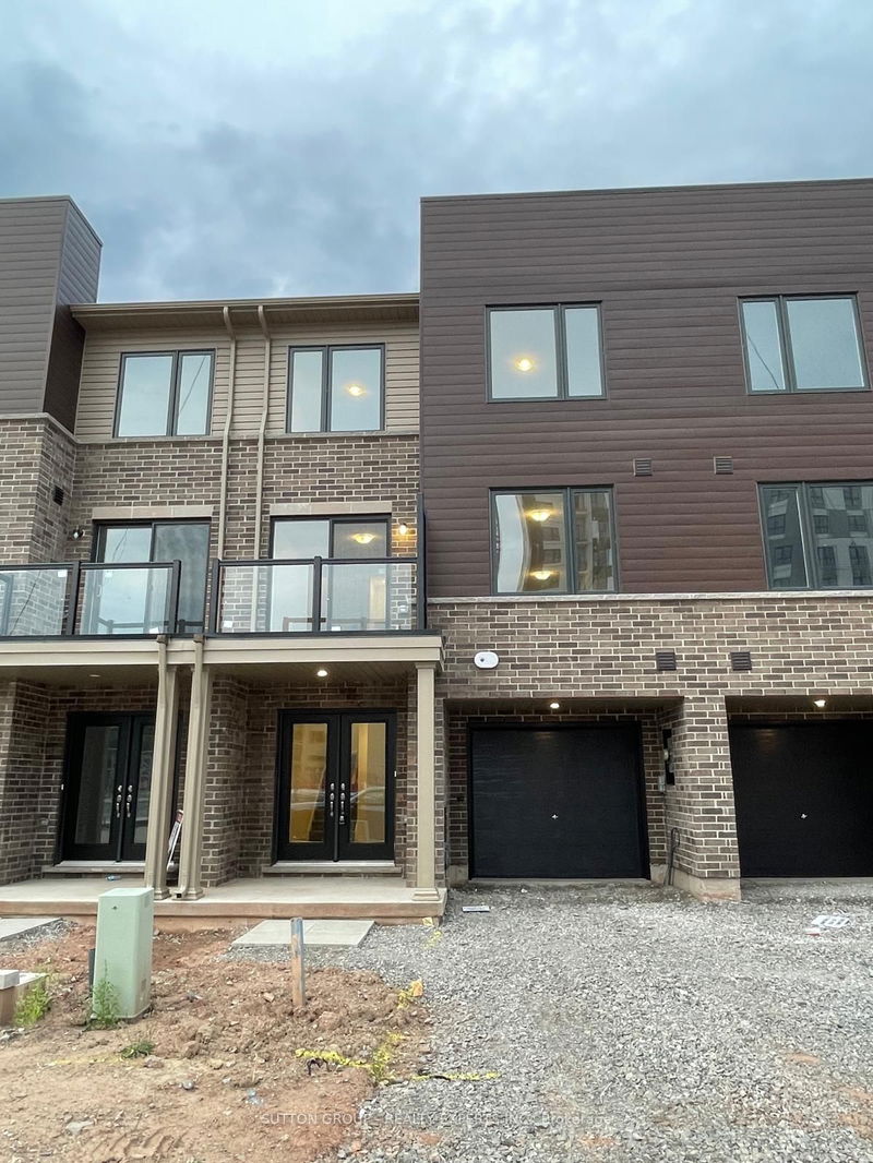home for lease on 114-29 Roxanne Drive