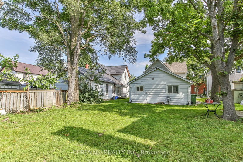 54 Elizabeth St  St. Thomas, N5R 2X1 | Image 3