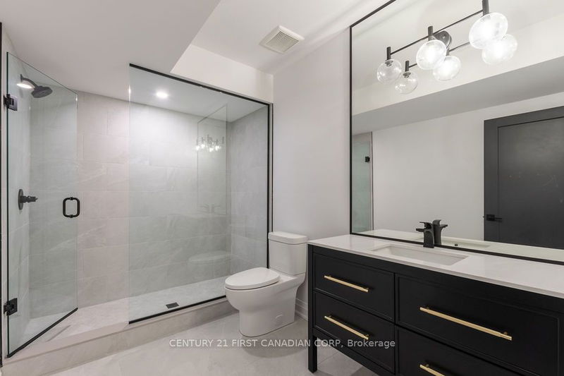 7230 Silver Creek Circ  London, N6P 0G8 | Image 39