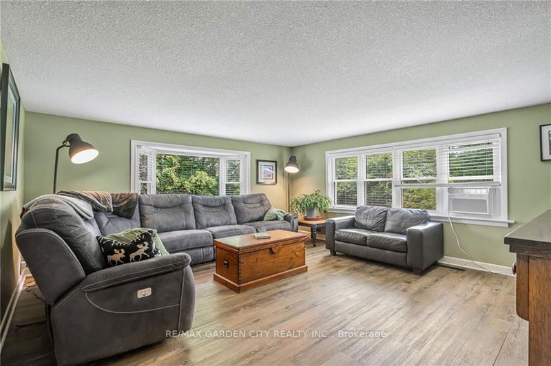 444 Webber Rd  Pelham, L3B 5N8 | Image 15