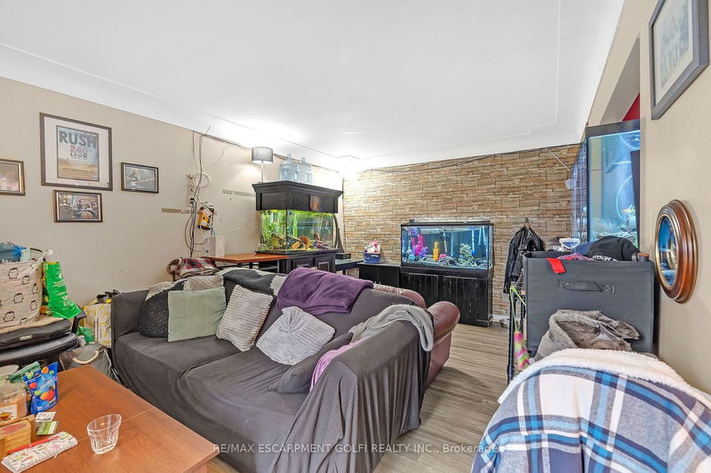 29 Clarendon Ave  Hamilton, L9A 2Z9 | Image 3