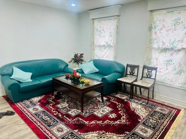 Listing Image 15