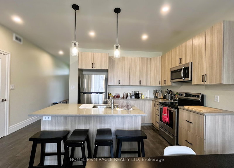 35 Allen St, Prince Edward County, K0K 2T0 | Image 2