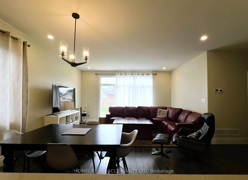 35 Allen St, Prince Edward County, K0K 2T0 | Image 3