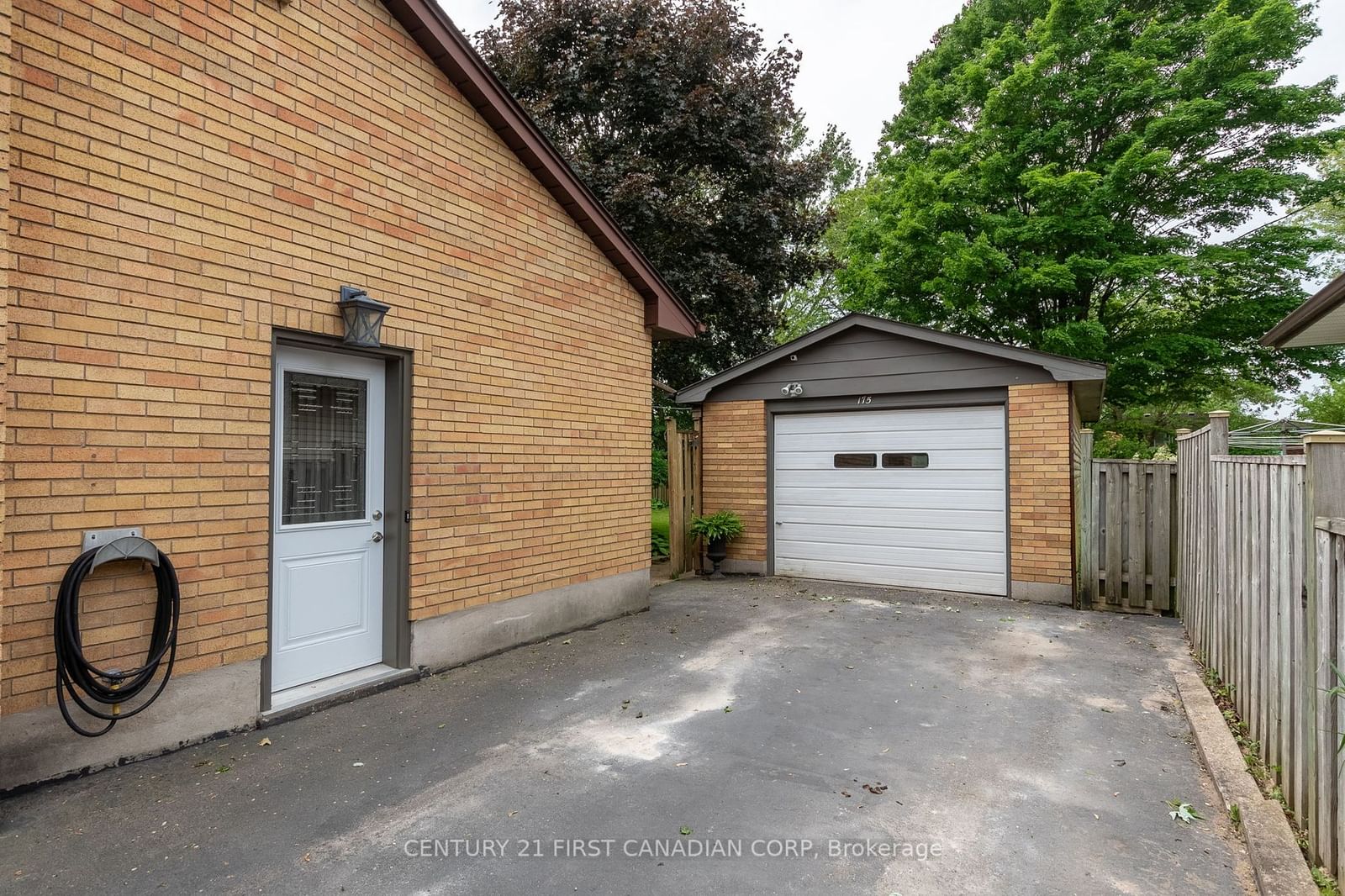 Listing Image 40