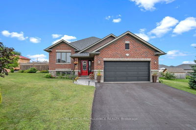 4 Ashwood Cres  Quinte West, K0K 2C0 | Image 1