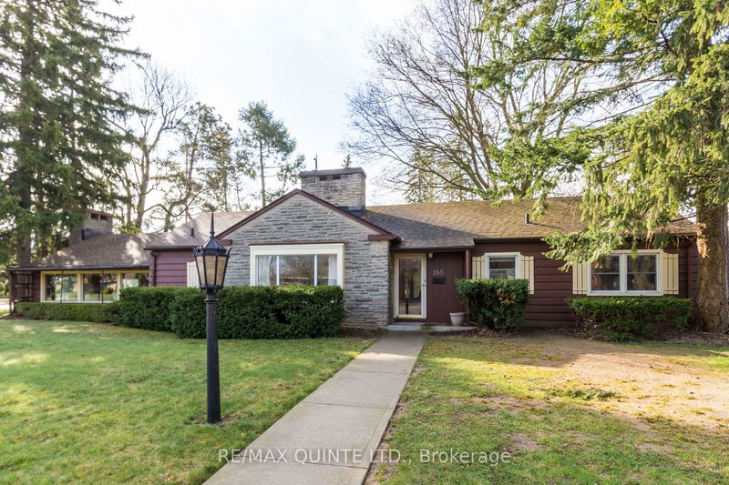245 Victoria Ave, Belleville -  image-0-0