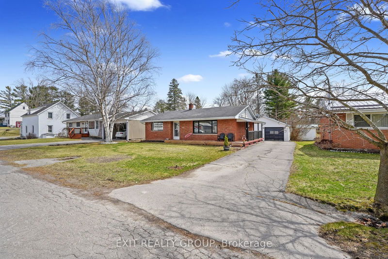 65 Elizabeth St  Stirling-Rawdon, K0K 3E0 | Image 1