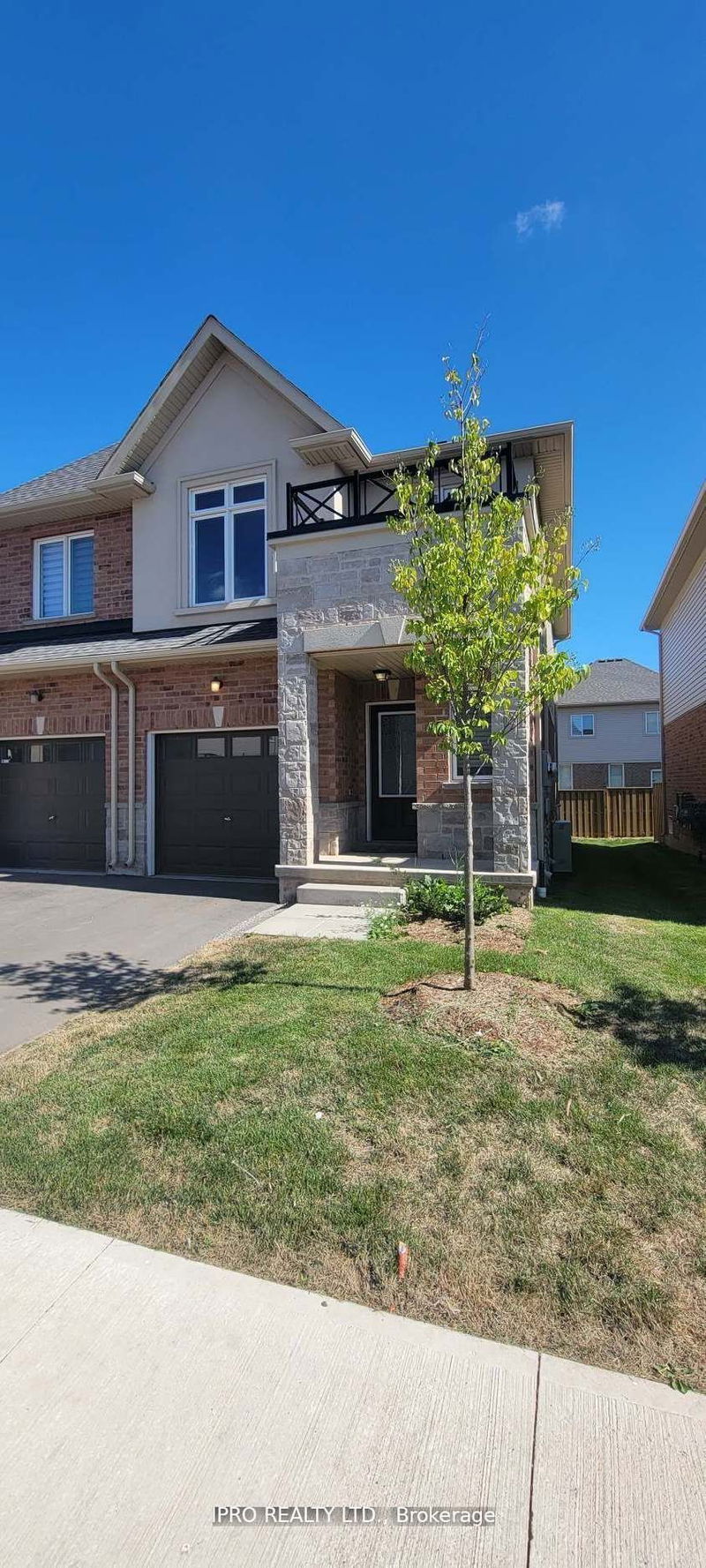 home for lease on 11 Arietta Lane
