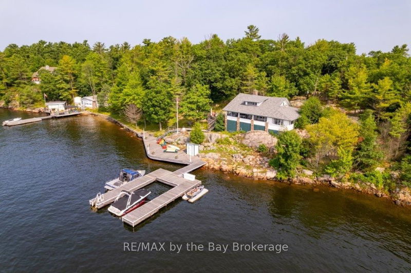 home for sale on 2602 Island 820/Mermaid