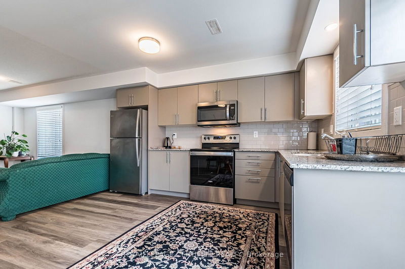  35 - 205 West Oak Tr  Kitchener, N2R 0R9 | Image 11