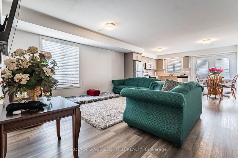  35 - 205 West Oak Tr  Kitchener, N2R 0R9 | Image 6