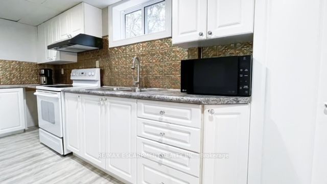 179 Orchard Dr  Hamilton, L9G 1Z8 | Image 29