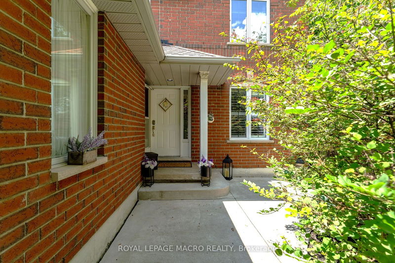 14 Coopershawk Cres  Hamilton, L9B 2P4 | Image 3