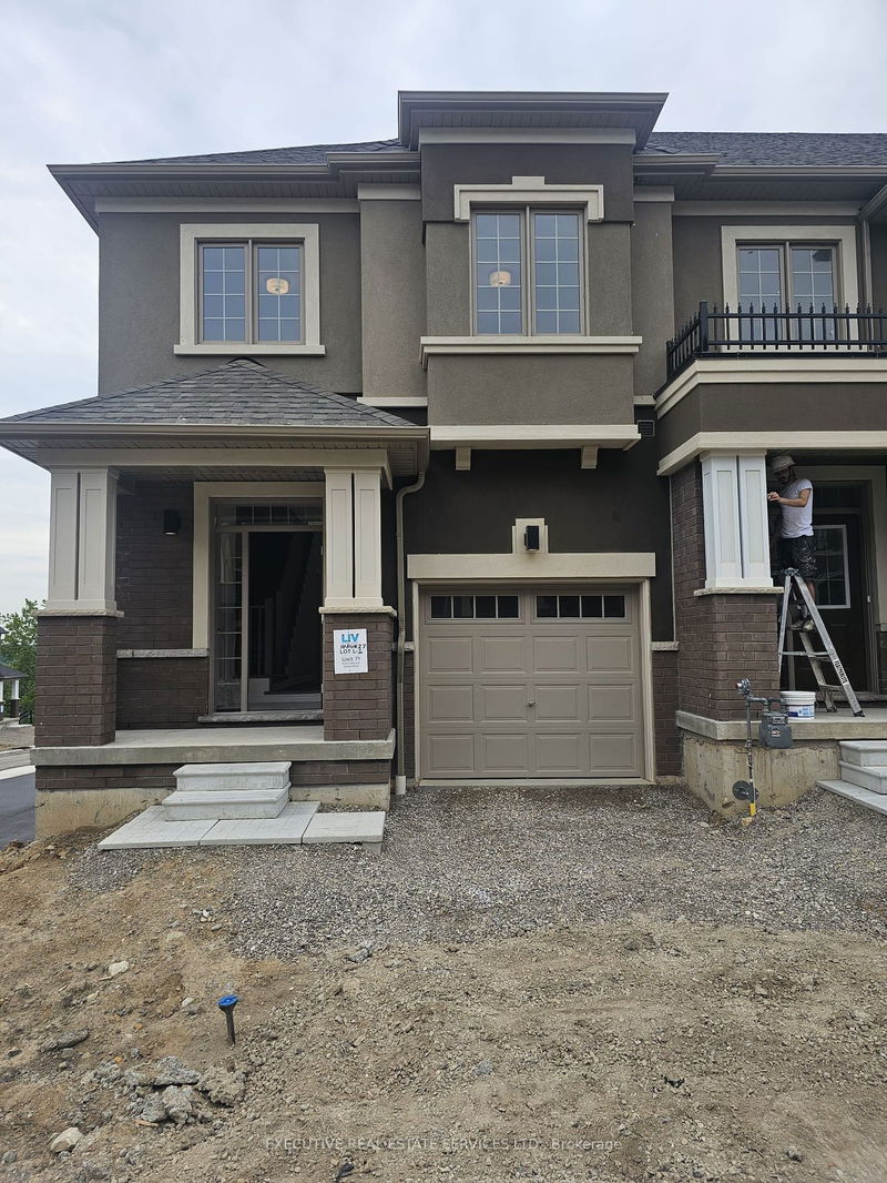 home for lease on 71-620 Colborne Street W