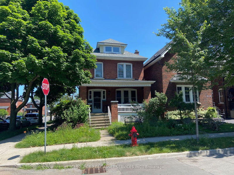 215 London St S Hamilton, L8K 2H1 | Image 1