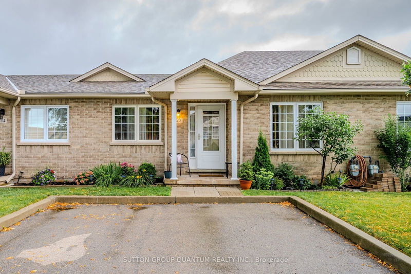 home for sale on 23-24 Kenyon Crescent