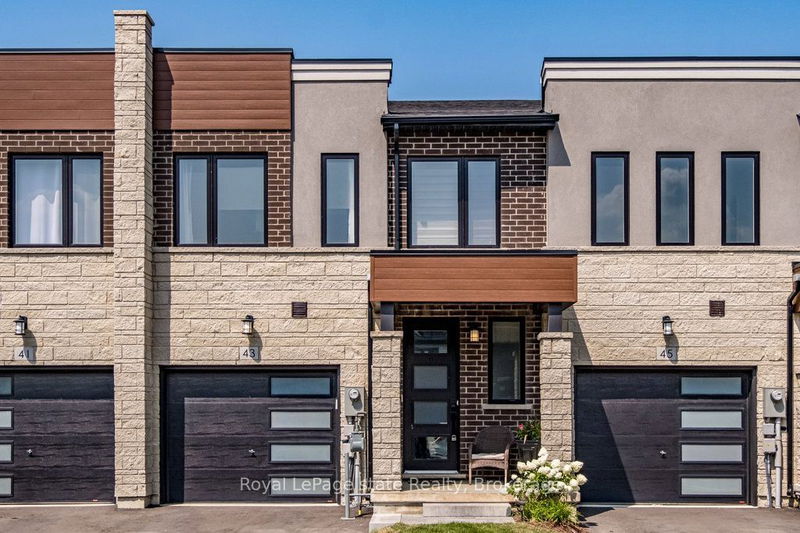 home for sale on 43 Bensley Lane