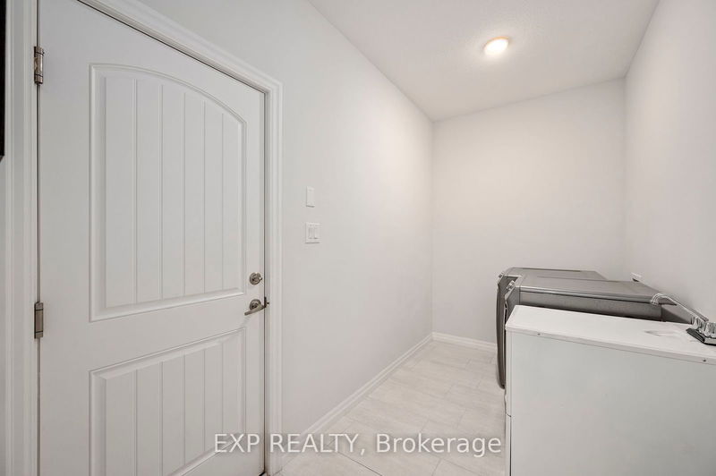 2618 BOND St  Strathroy-Caradoc, N0L 1W0 | Image 19