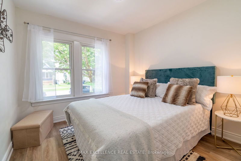 3561 King St  Windsor, N9C 1P4 | Image 12